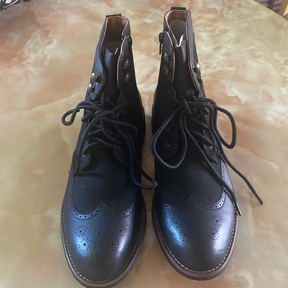Brand new Polar Fox boots in size 11.